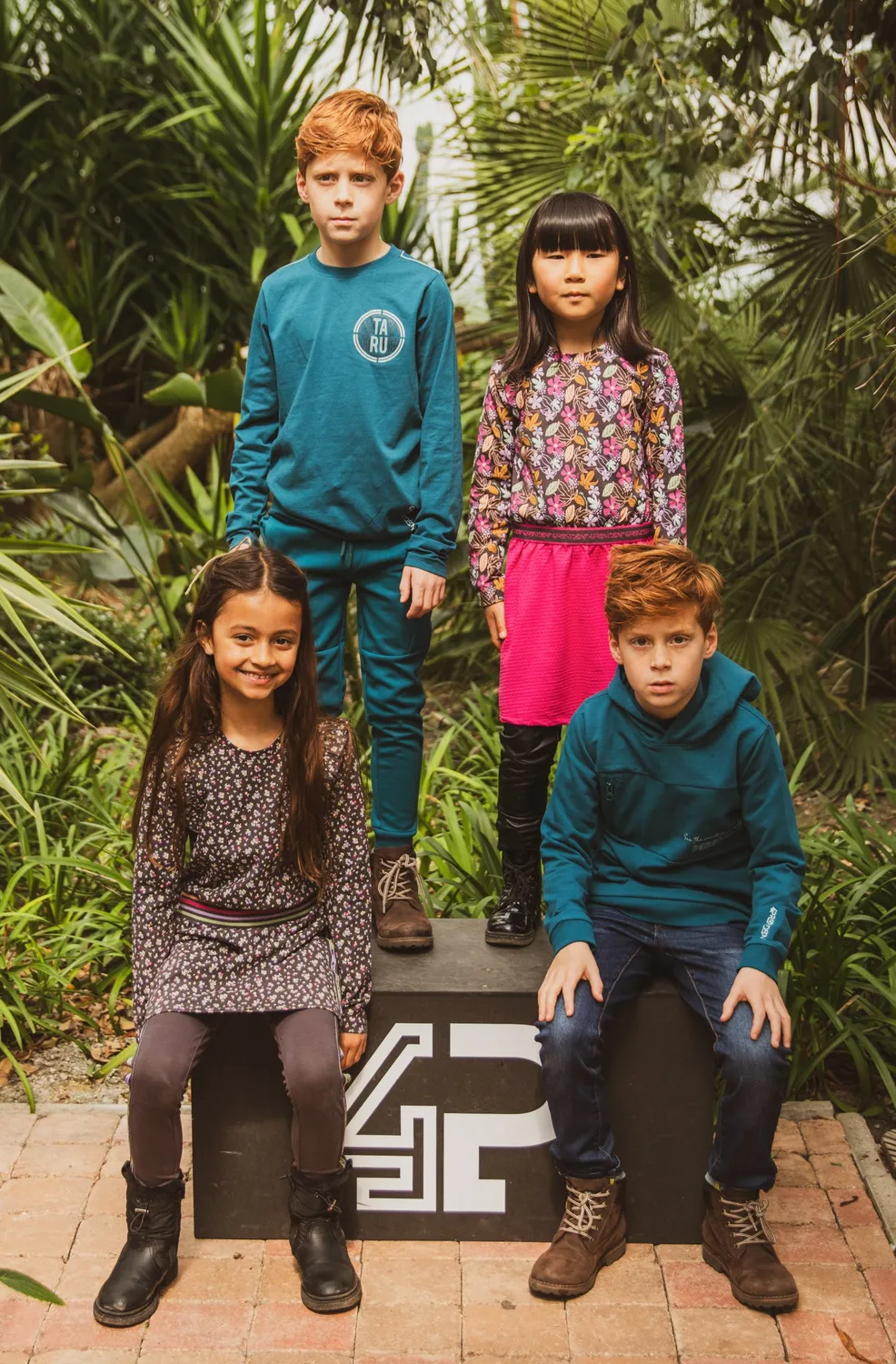 4President Iggi longsleeve blauw print katoen stretch