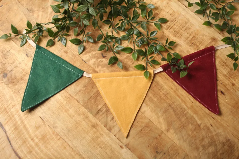 Een presentje Herfsttinten vlaggenlijn wolvilt 150 cm