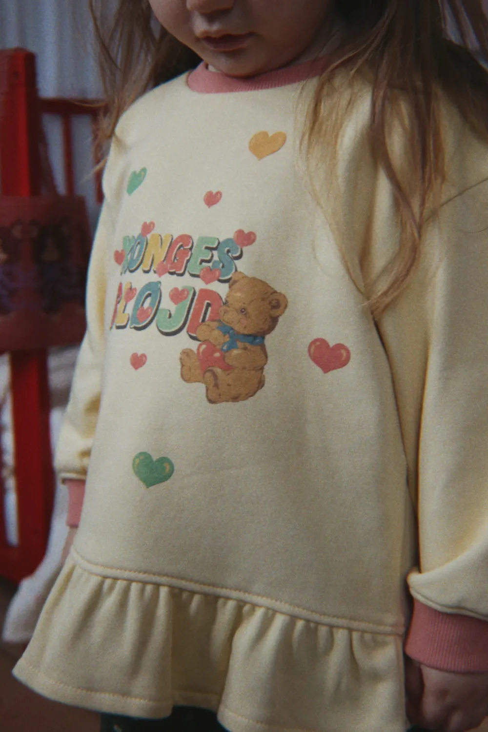 Konges Sløjd Spotty sweater banana crepe biokatoen