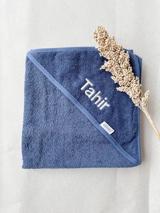 Soda Fashion badcape donkerblauw met capuchon zacht