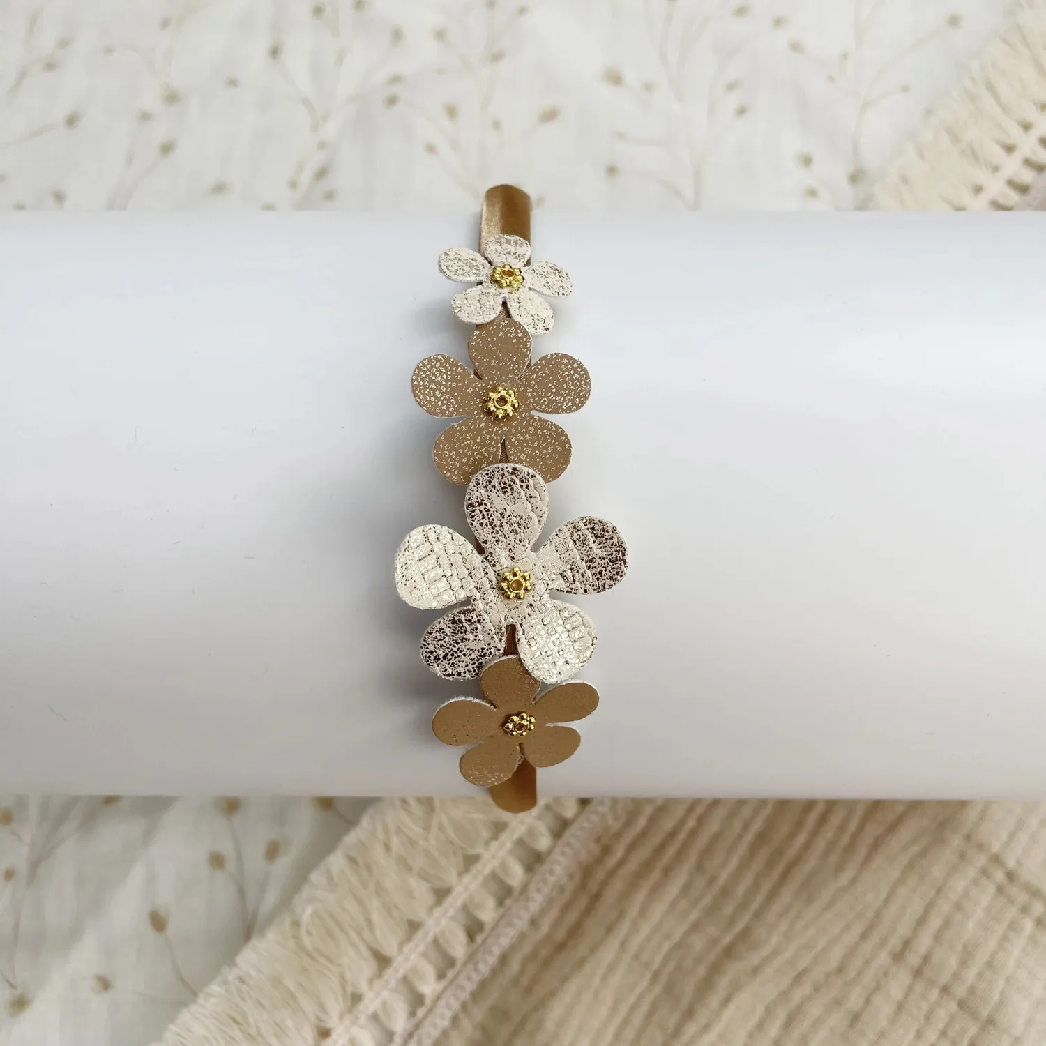 SODA FASHION Diadeem Daisies Champagne