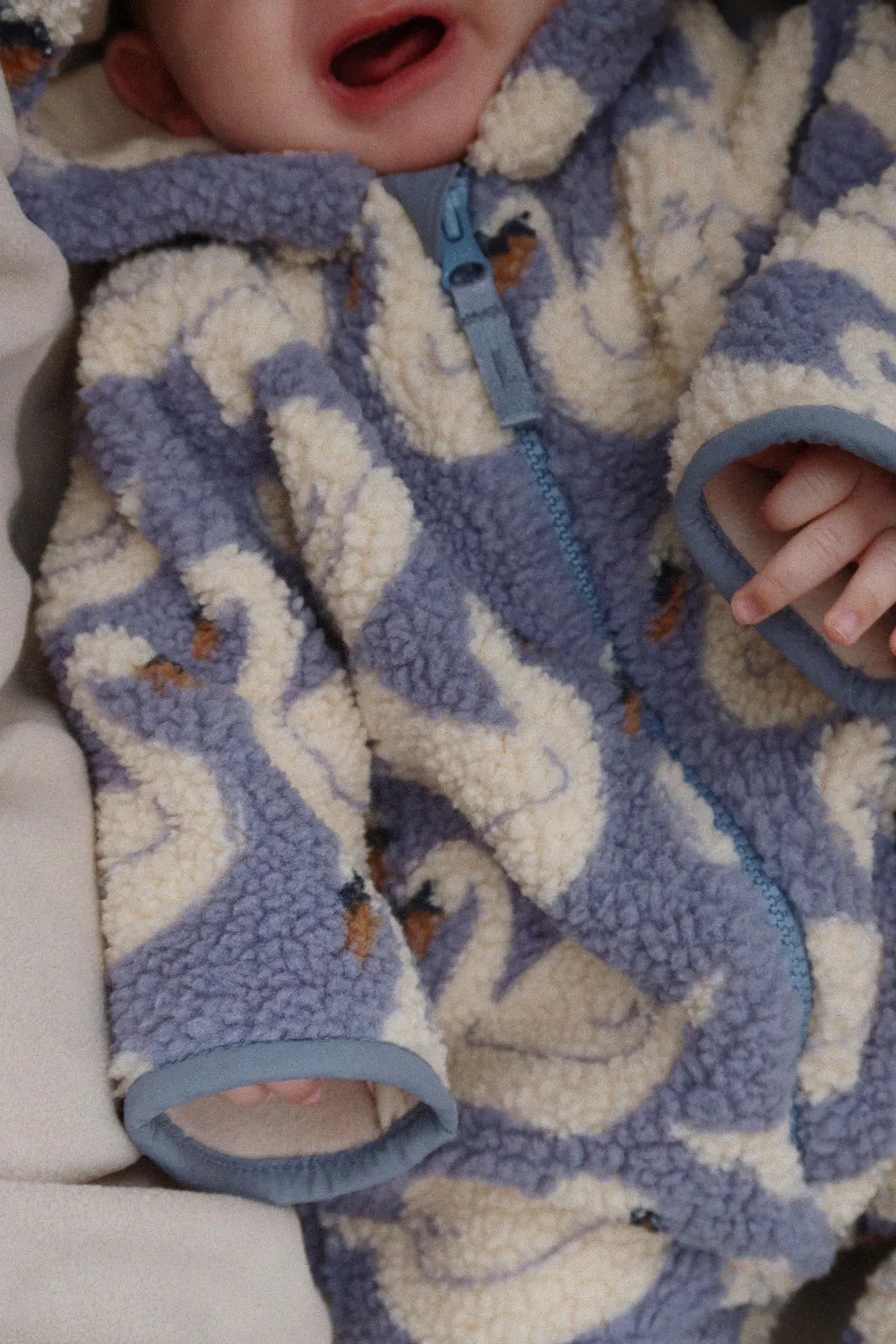 Konges Sløjd Jody Babypak Swan Teddyfleece