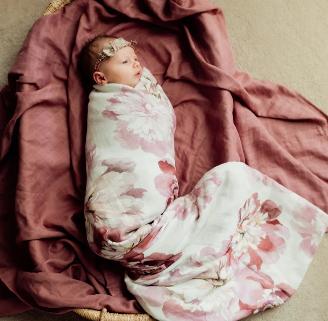 The Mompany Anthe swaddle 120x120 cm ademend