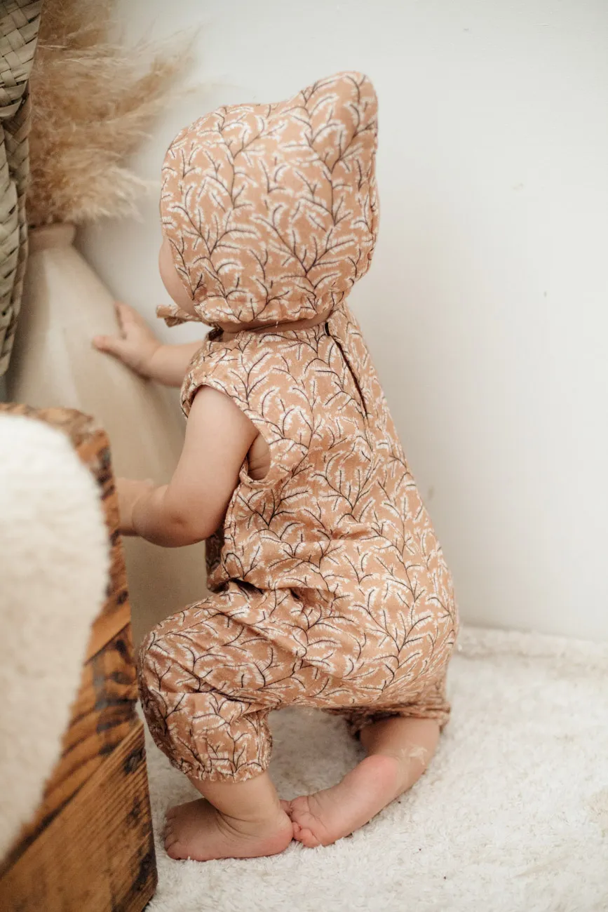 The Mompany Twiggy mouwloze romper muslin