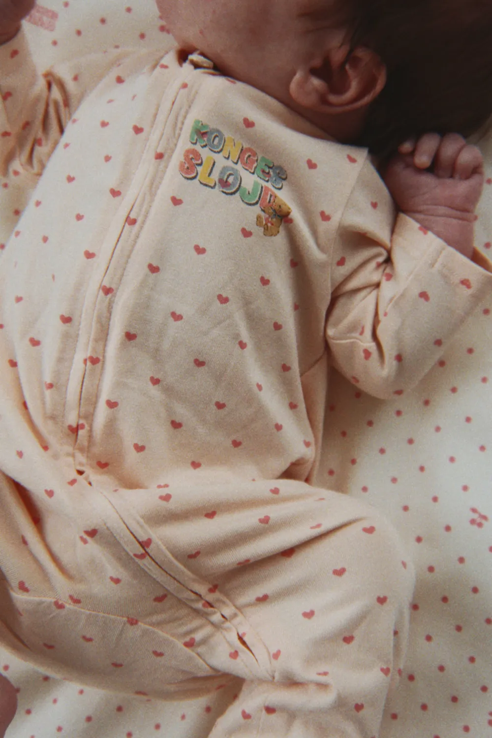 Konges Sløjd baby beddengoed 70x100 cherry dot