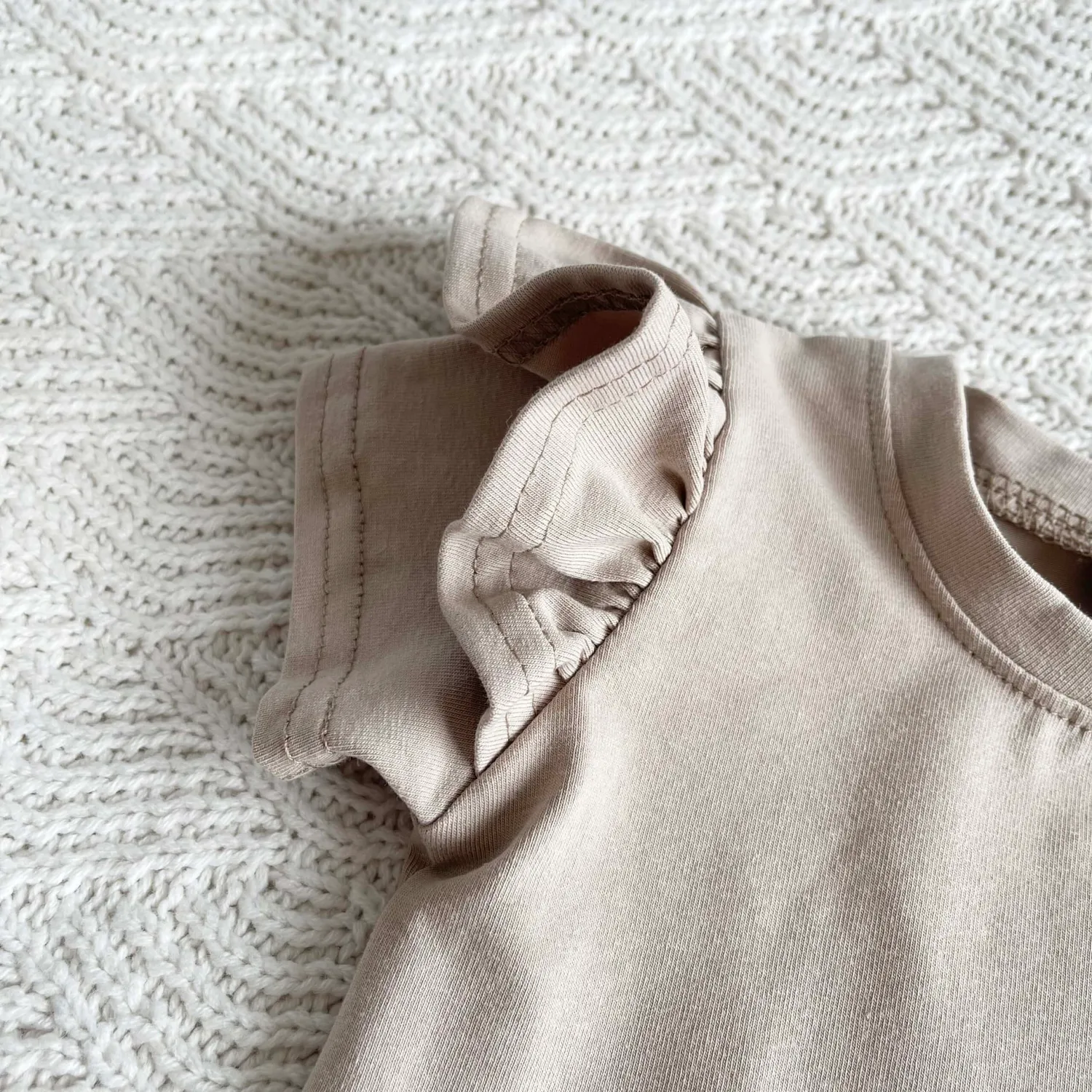 SODA FASHION Ruffle Shirt Sand maat 50 zacht