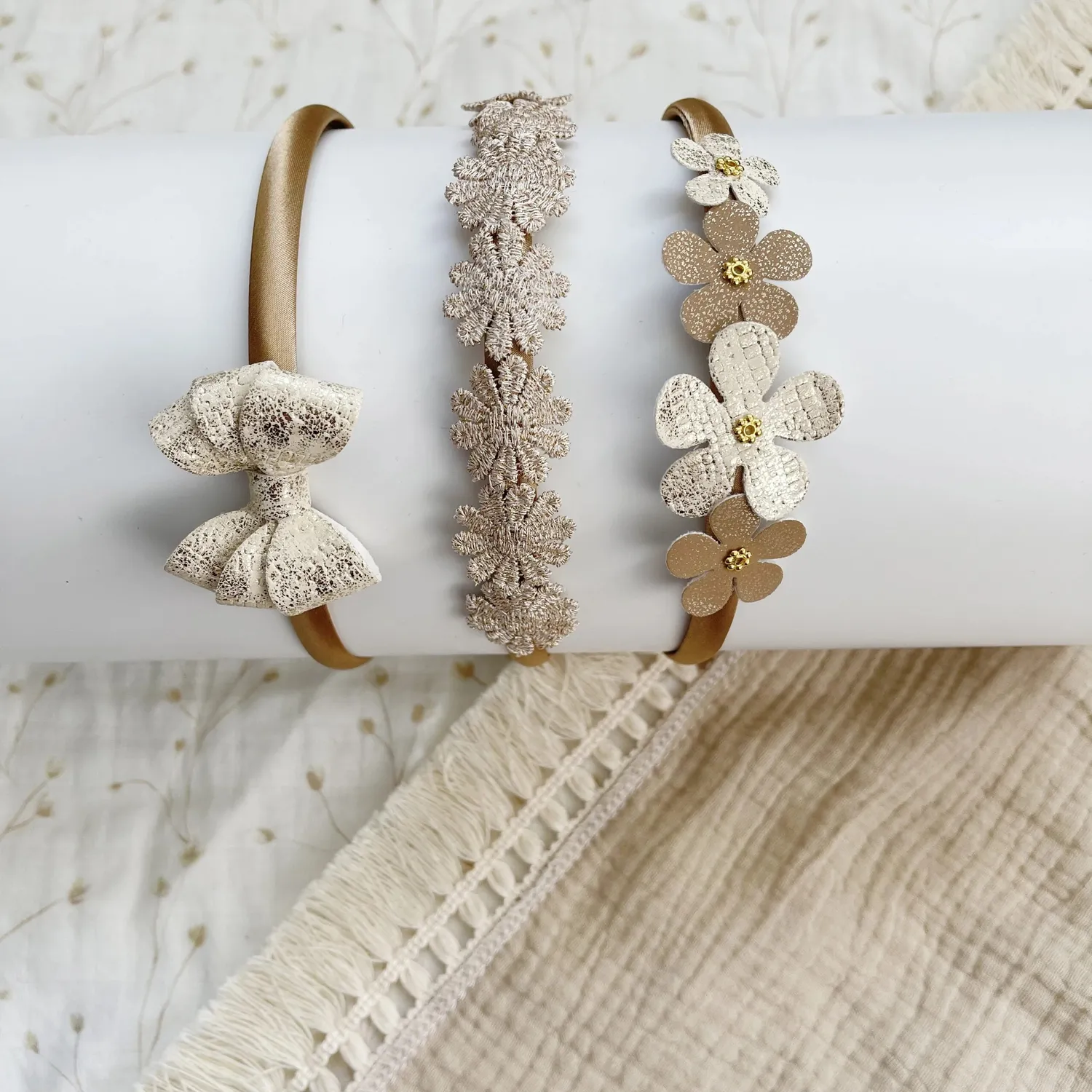 SODA FASHION Diadeem Daisies Champagne