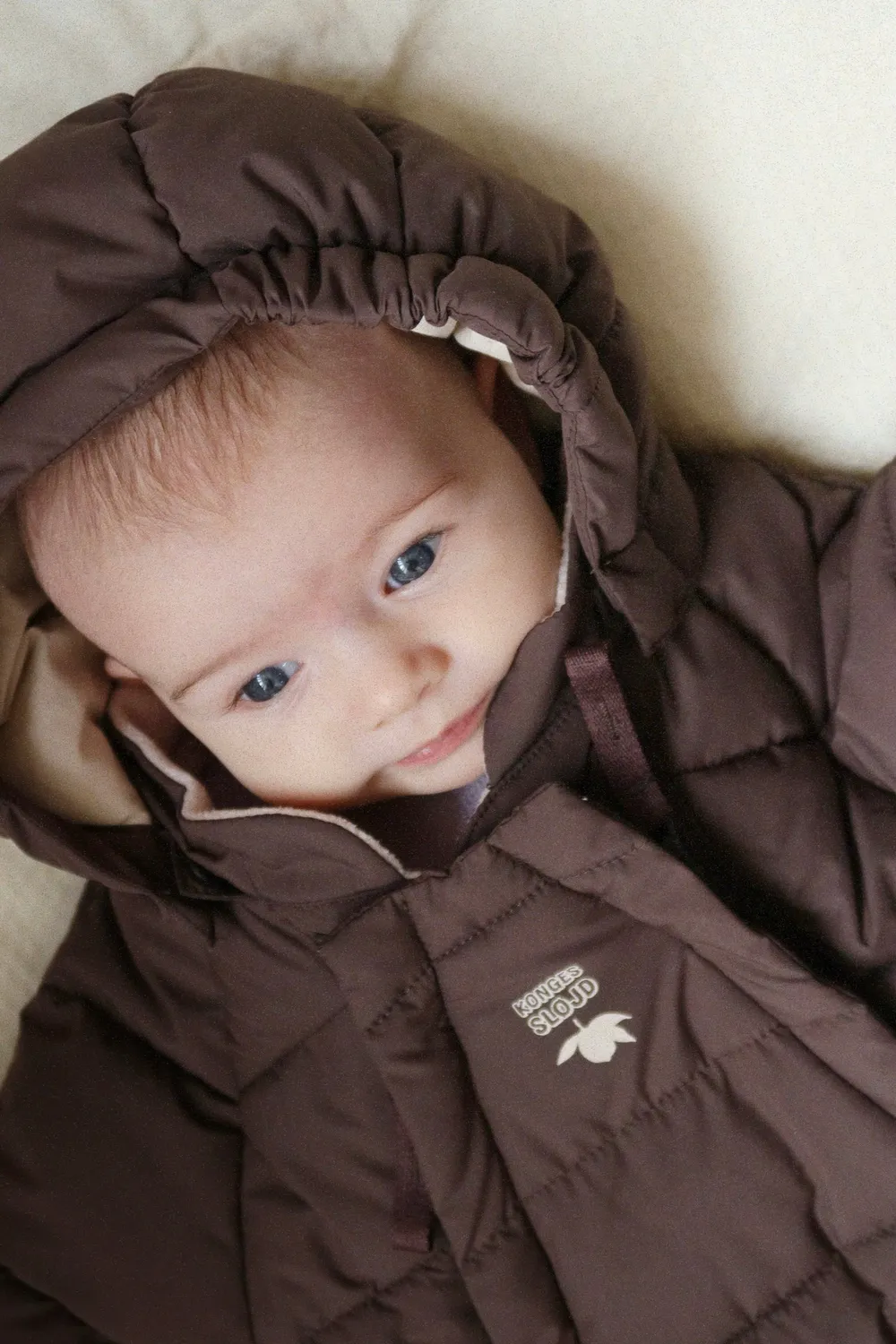 Konges Sløjd Alpi babypak chocolate brown gevoerd