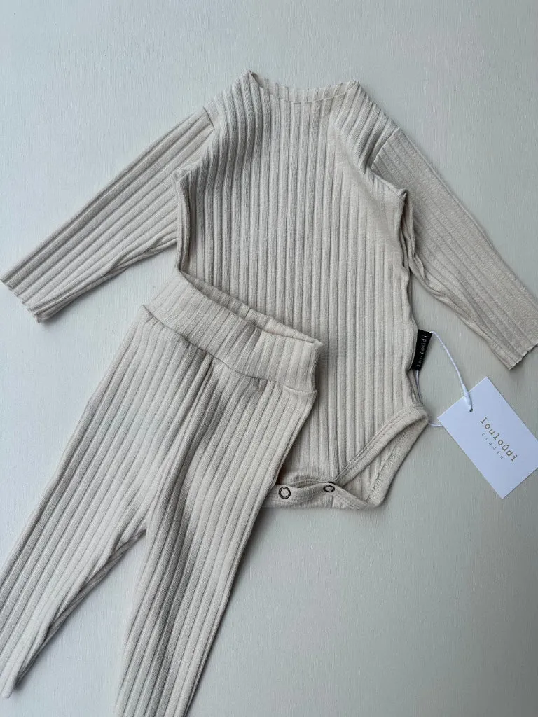 Louloúdi Raf romper ribstof naturel