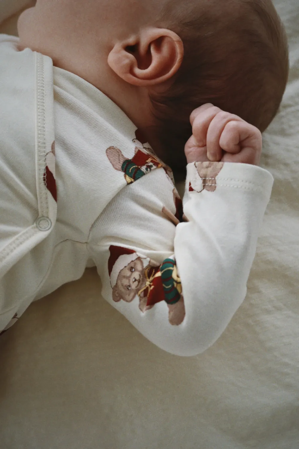 Konges Sløjd Basic newborn kledingset teddy bear biokatoen