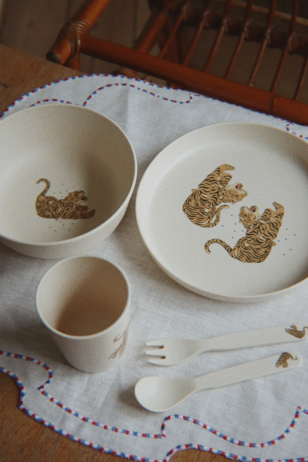 Konges Sløjd Tiger Ruggito kinderservies gerecycled