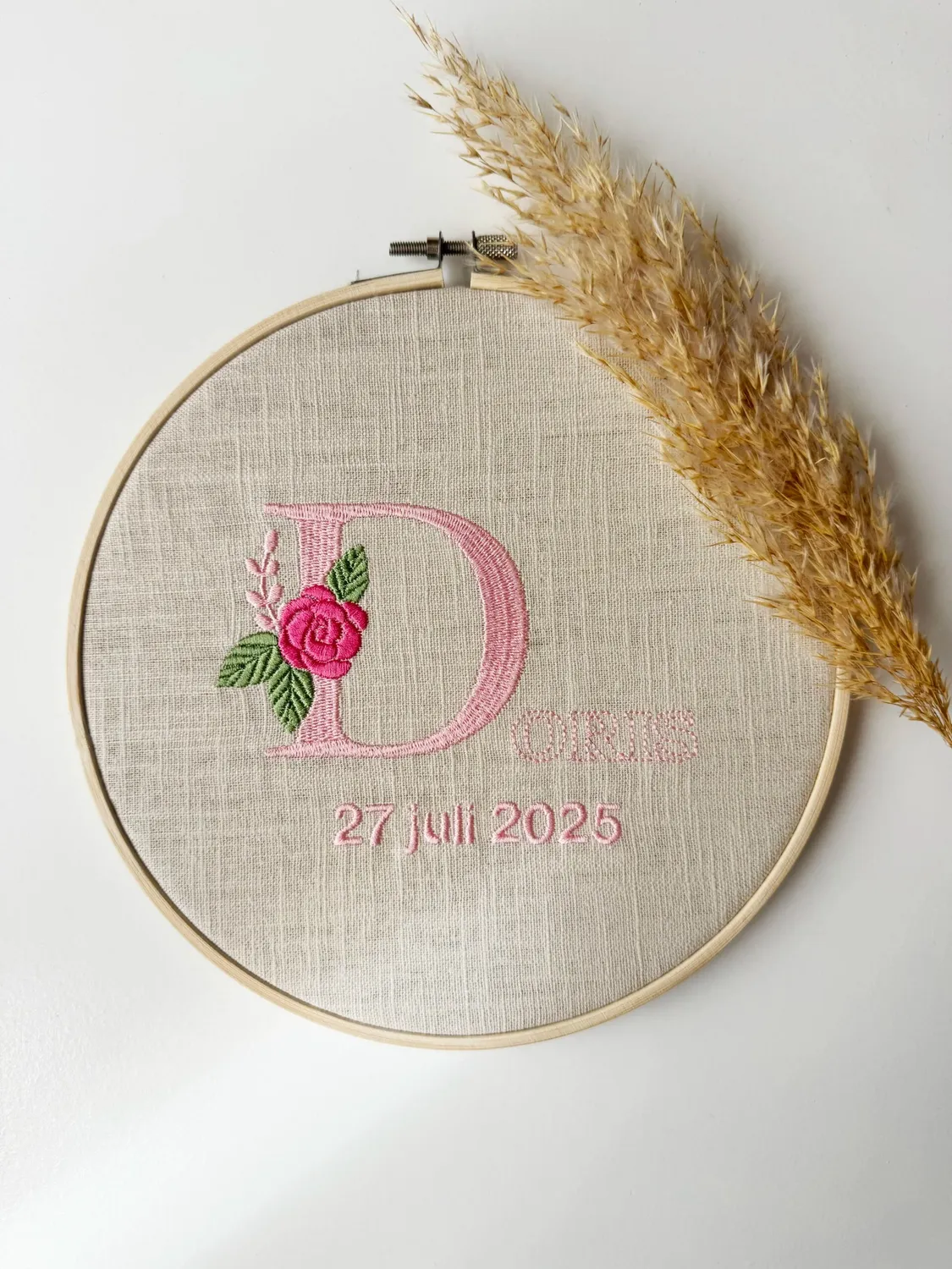 SODA FASHION Geboorte borduurring met naam gepersonaliseerd