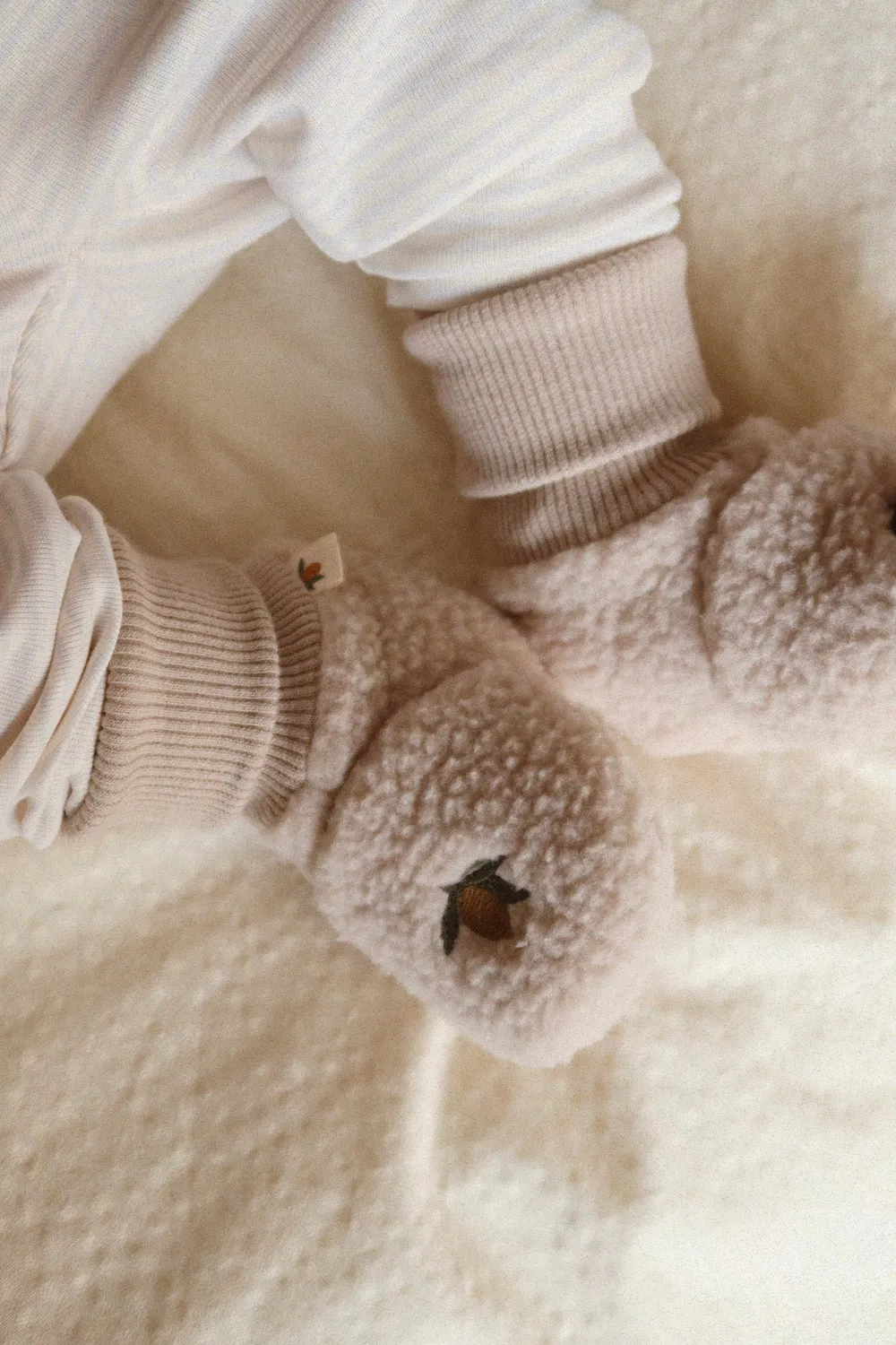 Konges Sløjd Safa babyslofjes oxford tan fleece