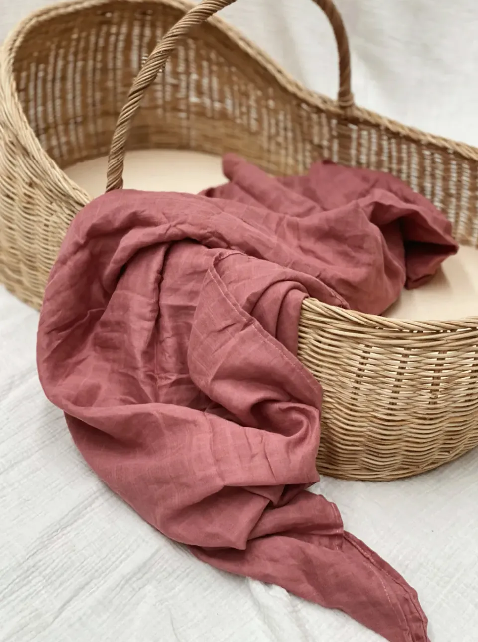 The Mompany swaddle doek mulberry 120x120 luchtig