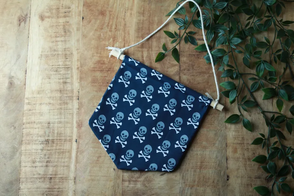 Een presentje Piratenpret vaandel donkerblauw katoen