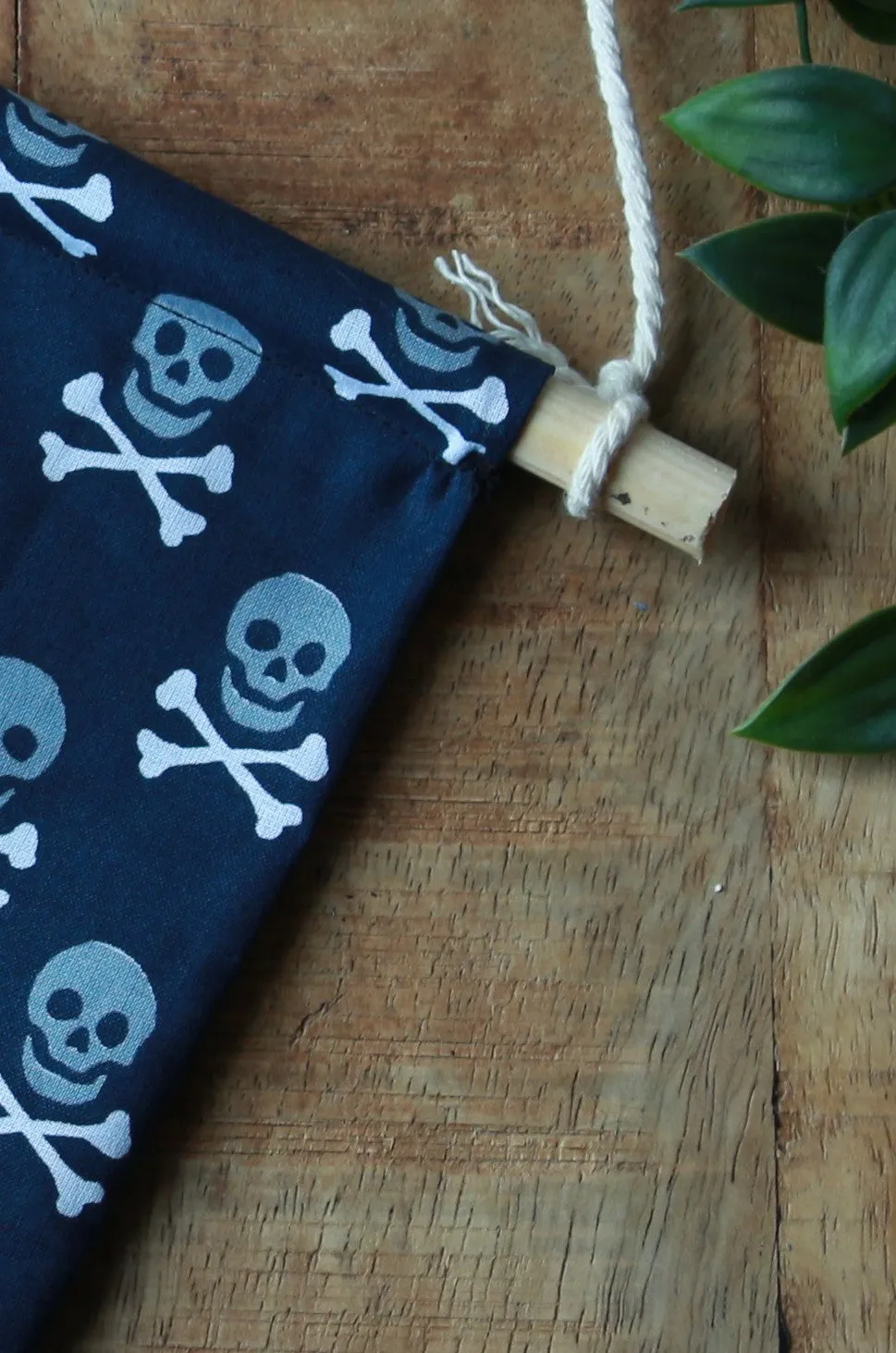 Een presentje Piratenpret vaandel donkerblauw katoen