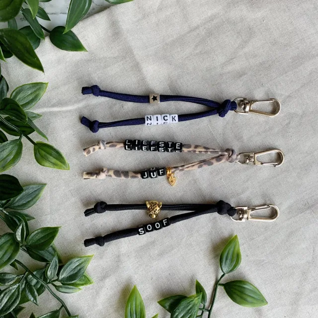 SODA FASHION Design Your Own tas hanger zelf maken