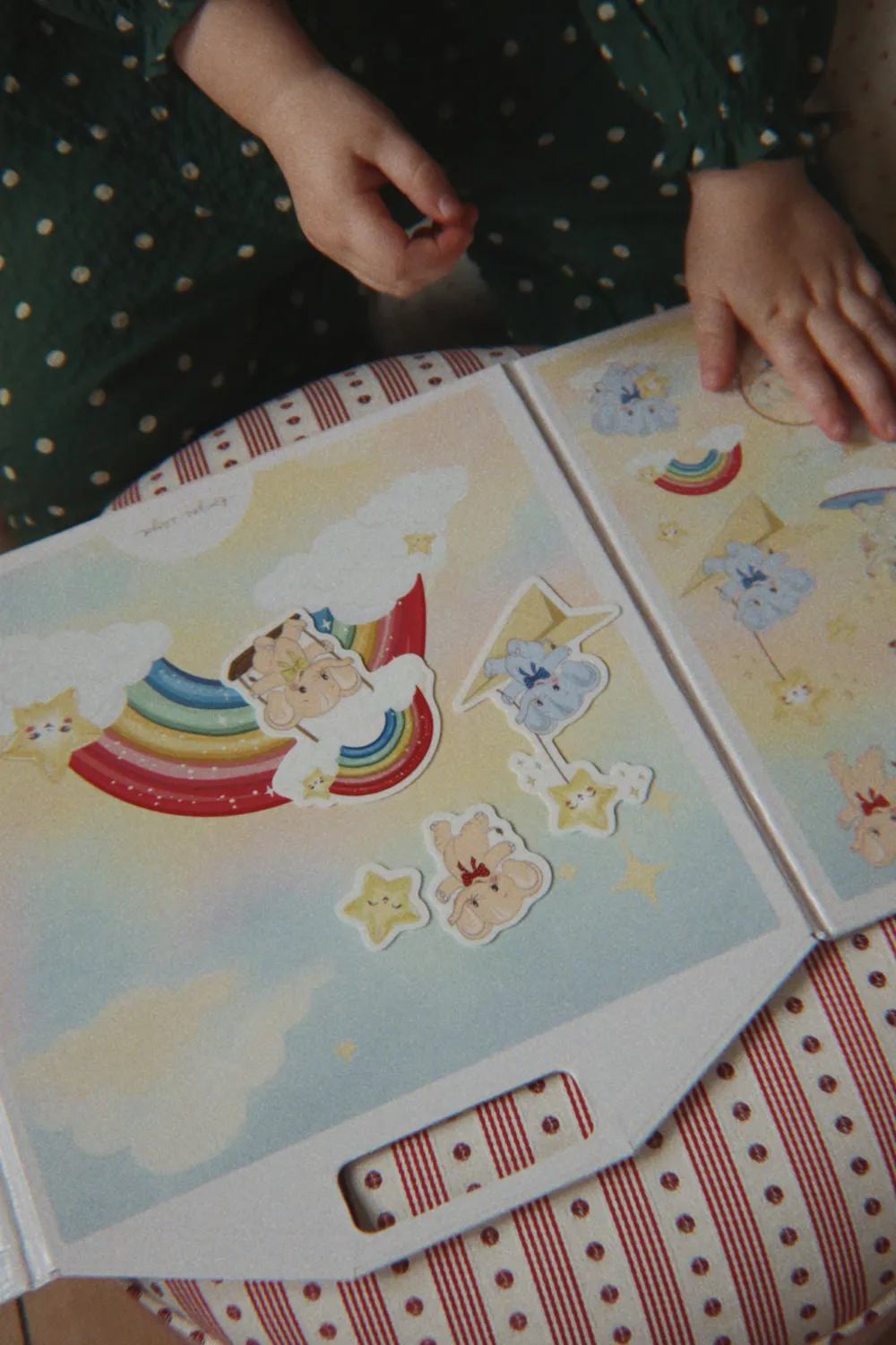 Konges Sløjd stickerboek Mijn Sticker Wereld multi