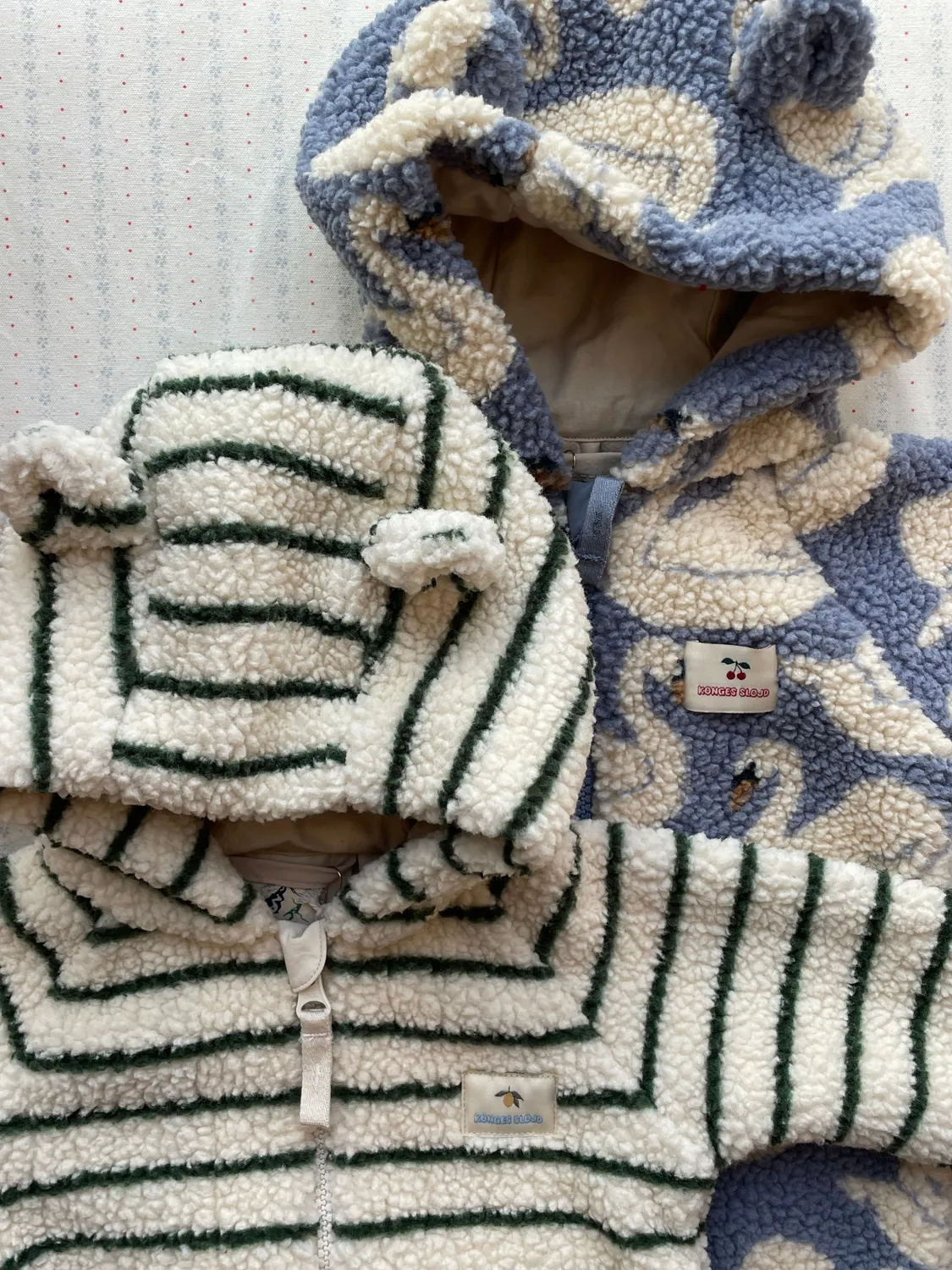 Konges Sløjd Jody Babypak Swan Teddyfleece