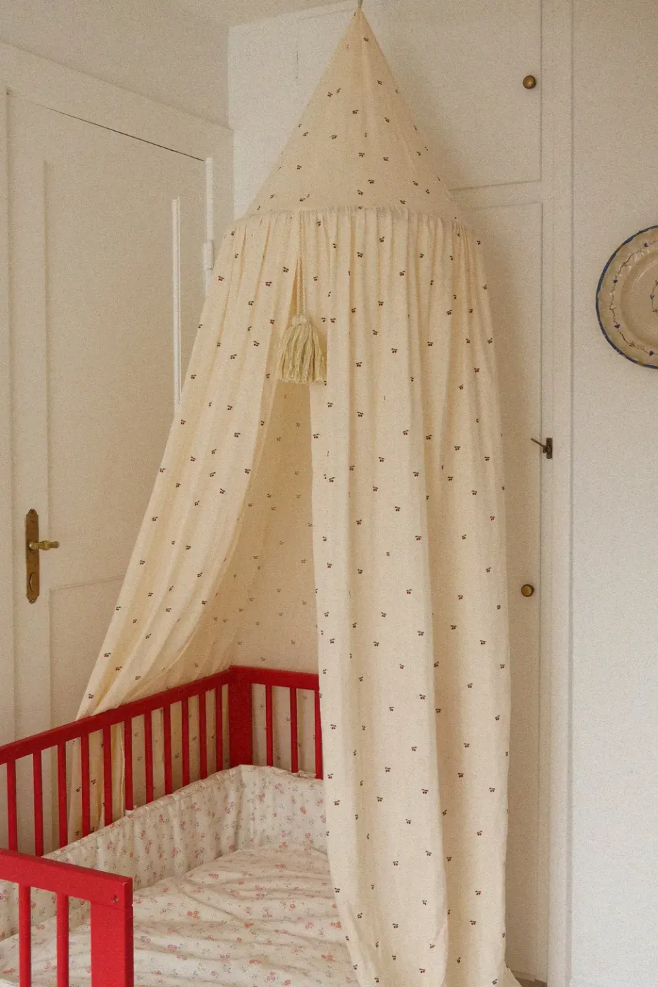 Konges Sløjd bedhemel cherry katoen 300 cm