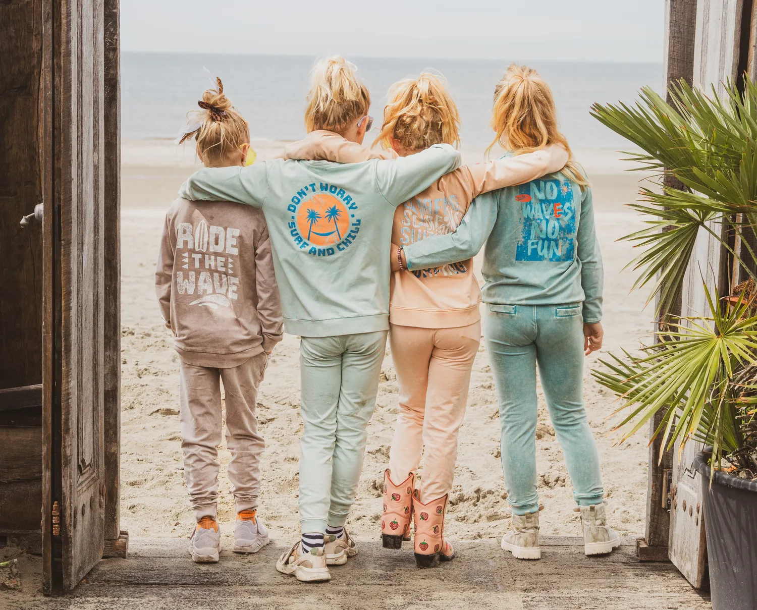 4President Olyn sweater sand katoen unisex
