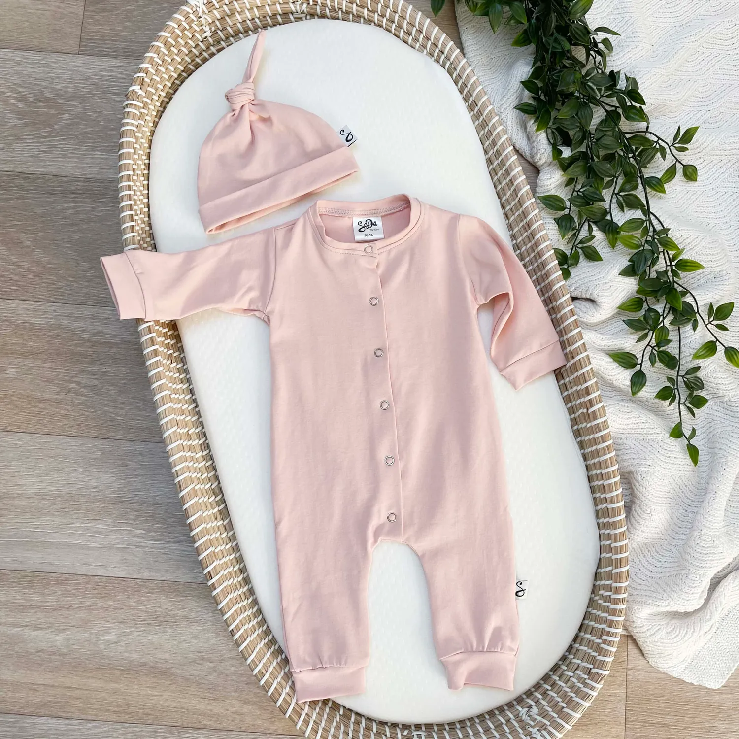 SODA FASHION Basic knoopmuts roze biokatoen