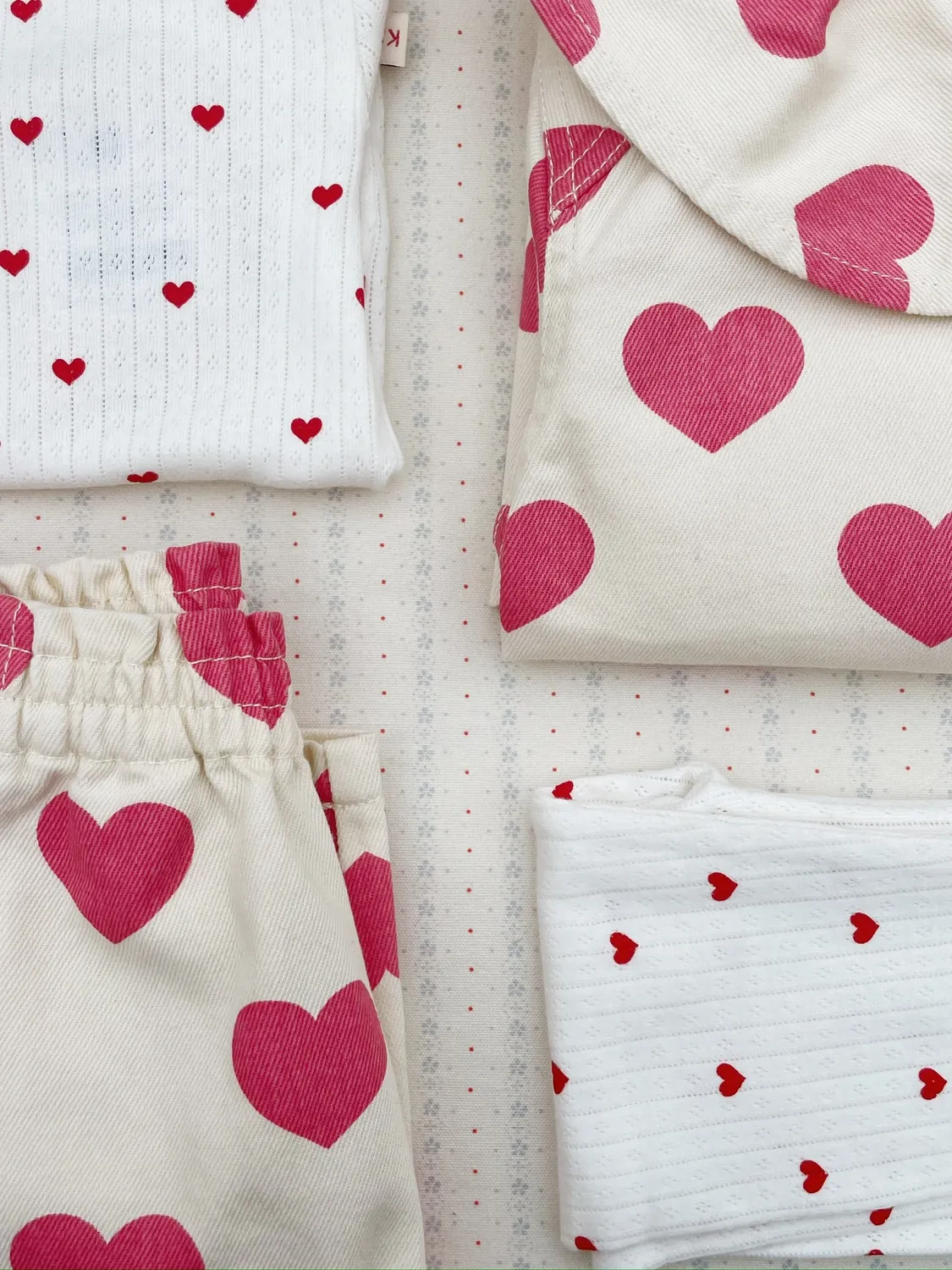 Konges Sløjd Magot broek bon coeur pink biokatoen