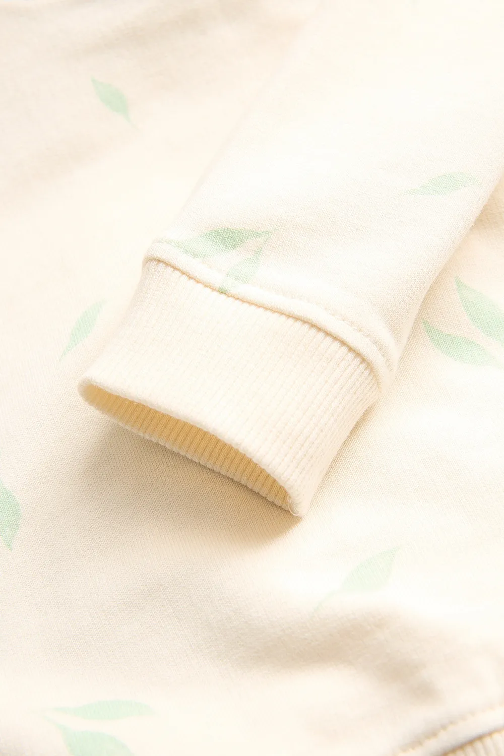 4President Milo Gardenia trui baby bladerprint