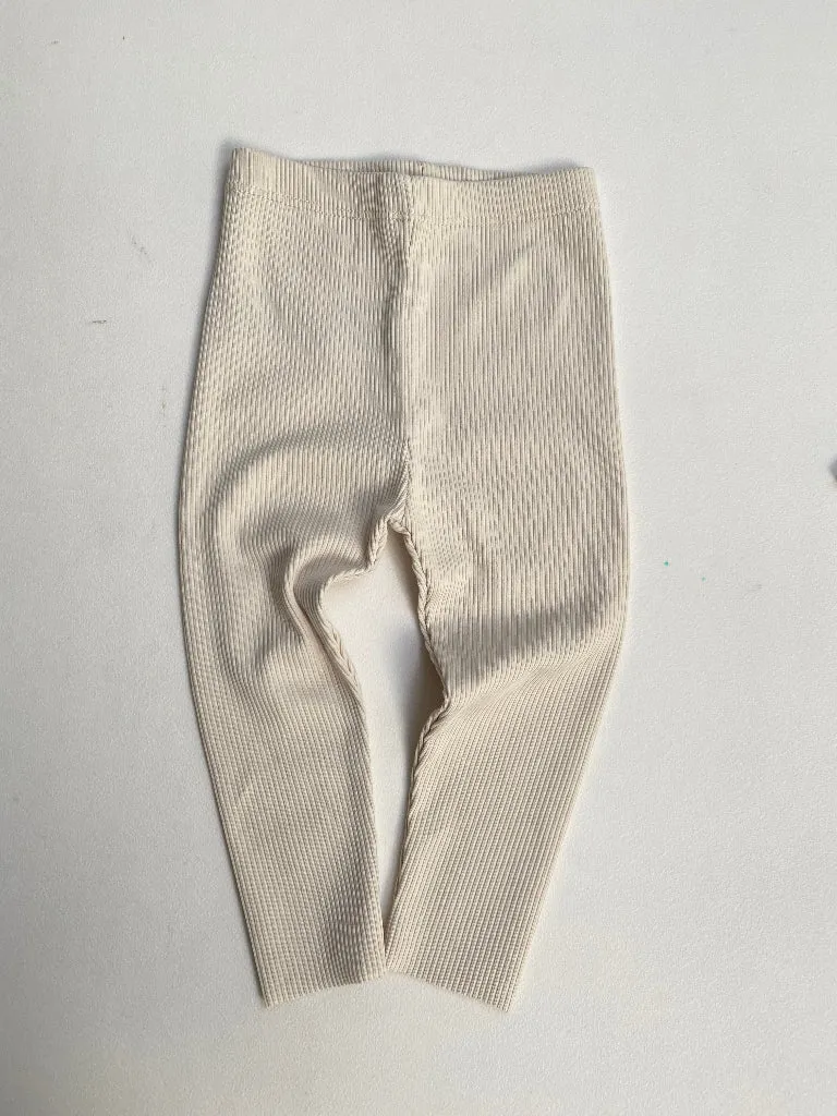 Louloúdi legging ribstof 50/56 naturel comfortabel