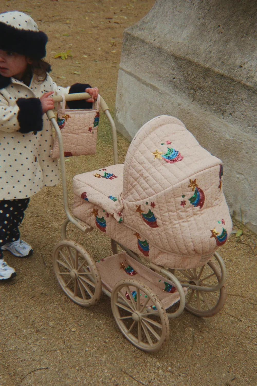 Konges Sløjd Minnie poppenwagen rainbow star opvouwbaar