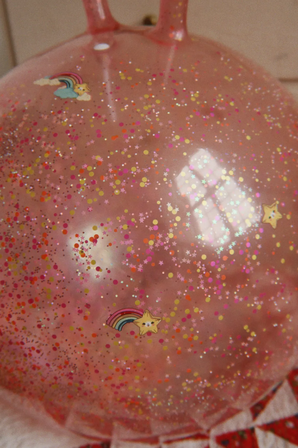 Konges Sløjd Springbal Rainbow skippybal 50 cm handvat