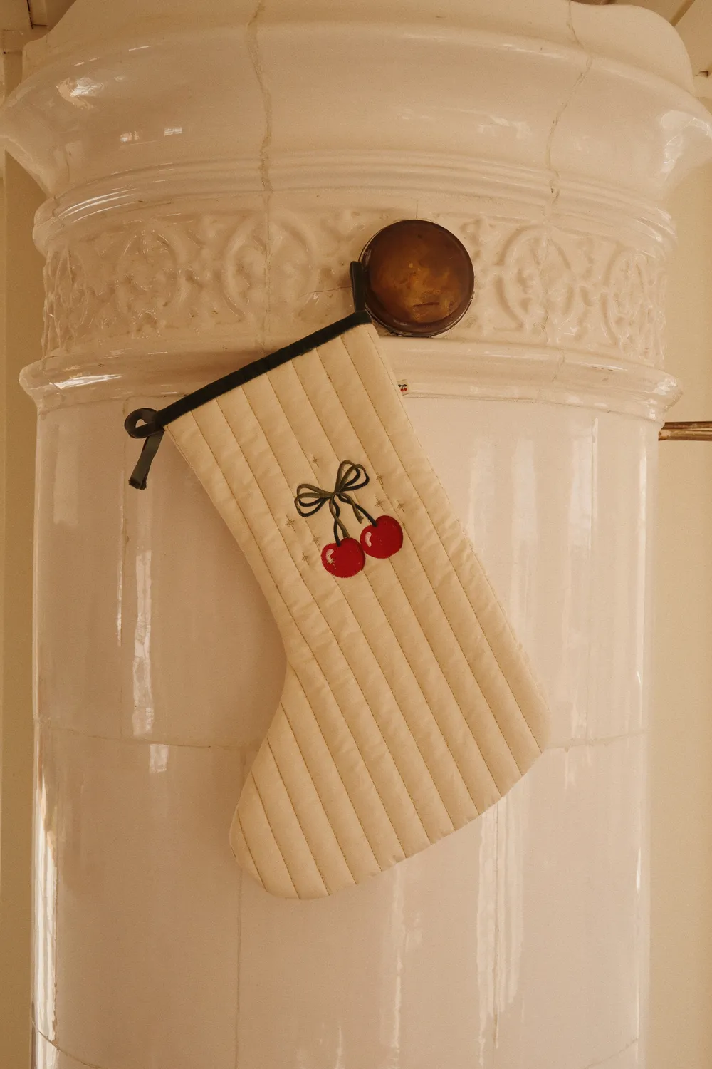 Konges Sløjd kerstsok christmas cherry 44 cm