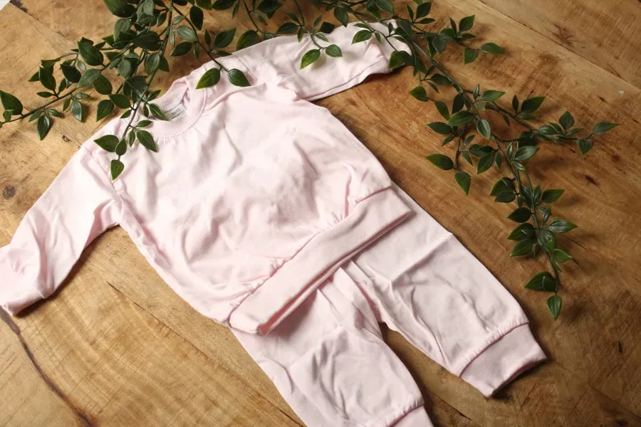 Een presentje pyjama baby katoen met naam