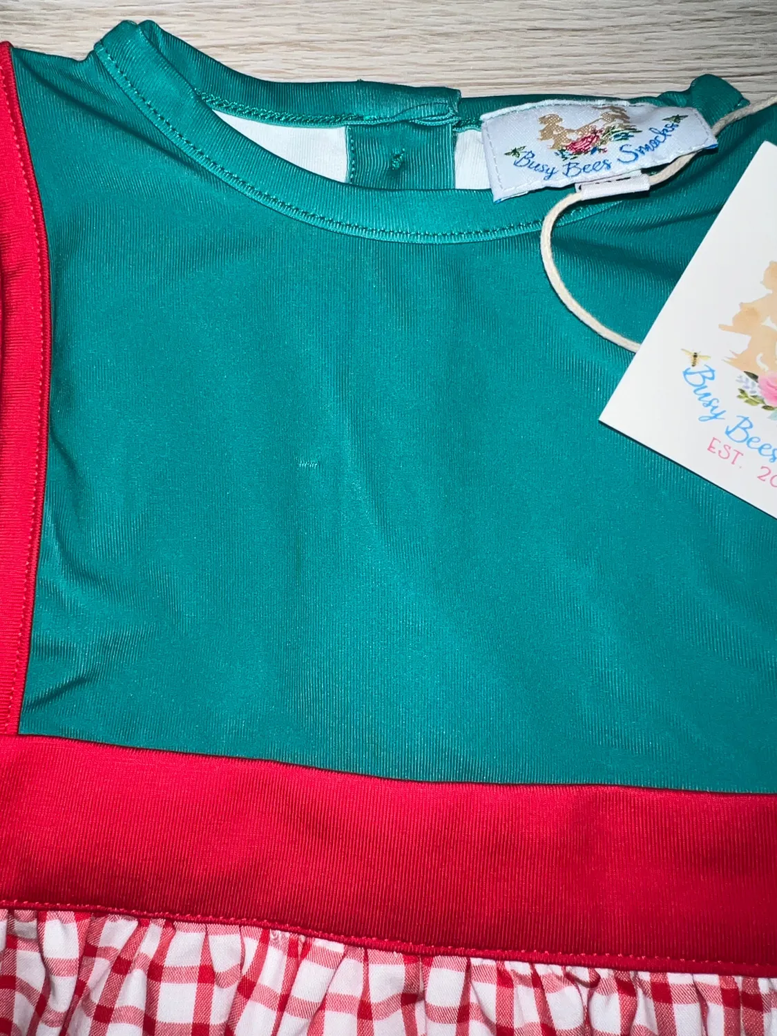 Busy Bee Smocks Strawberry Field sunsuit jongens NB defect