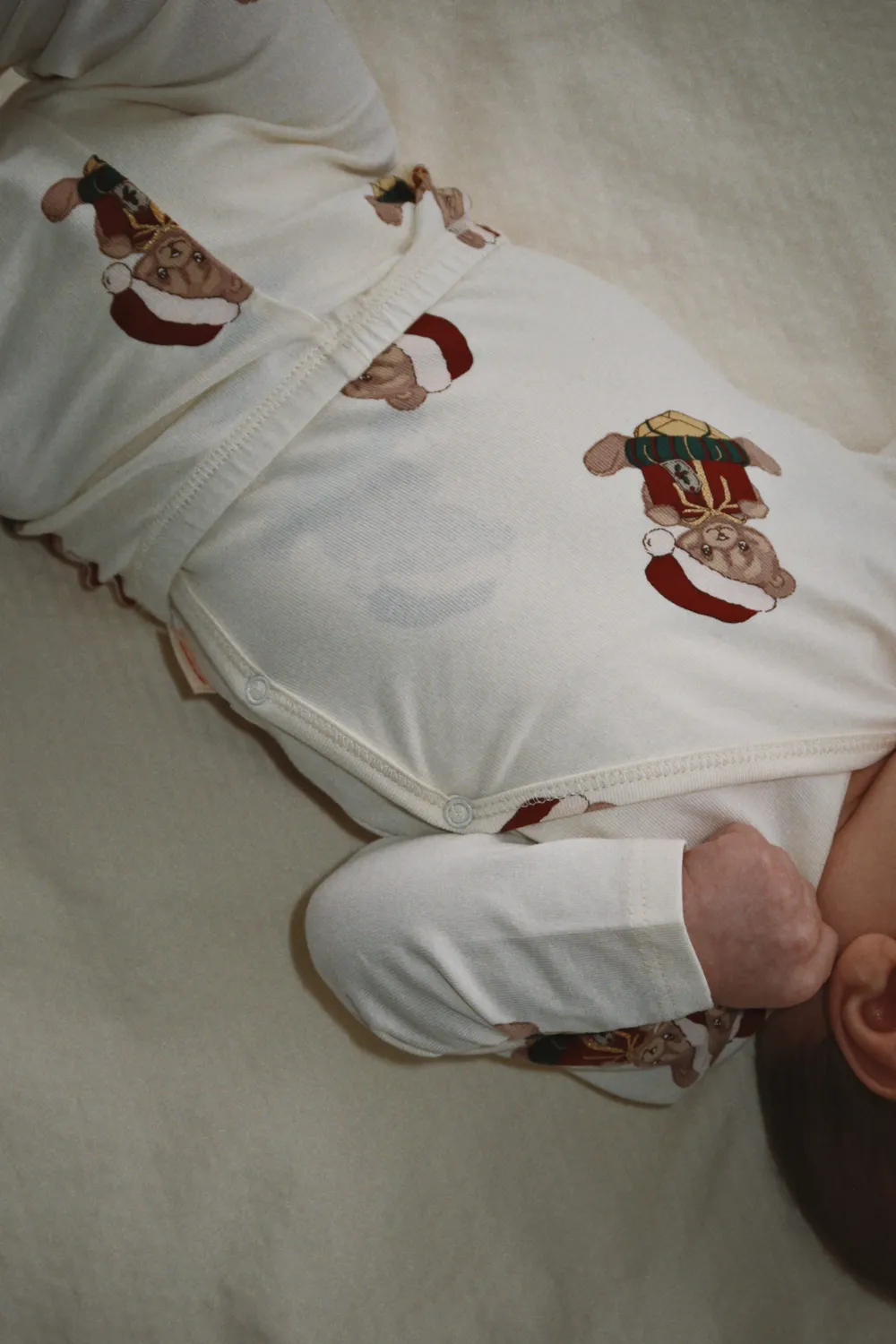 Konges Sløjd Basic newborn kledingset teddy bear biokatoen