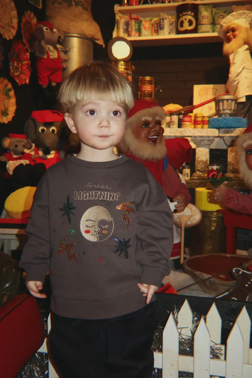 Konges Sløjd Loupy Lou sweater magnet biokatoen