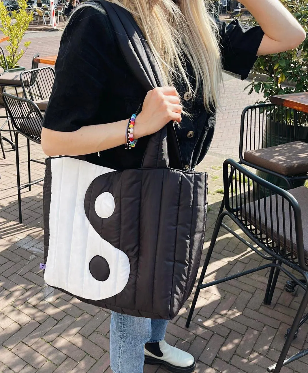 The Mompany Mom Bag YinYang tas zwart wit waterafstotend