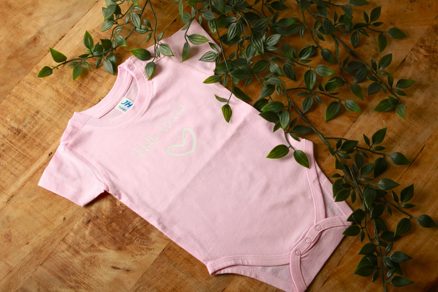 Een presentje Hello World romper biokatoen wit
